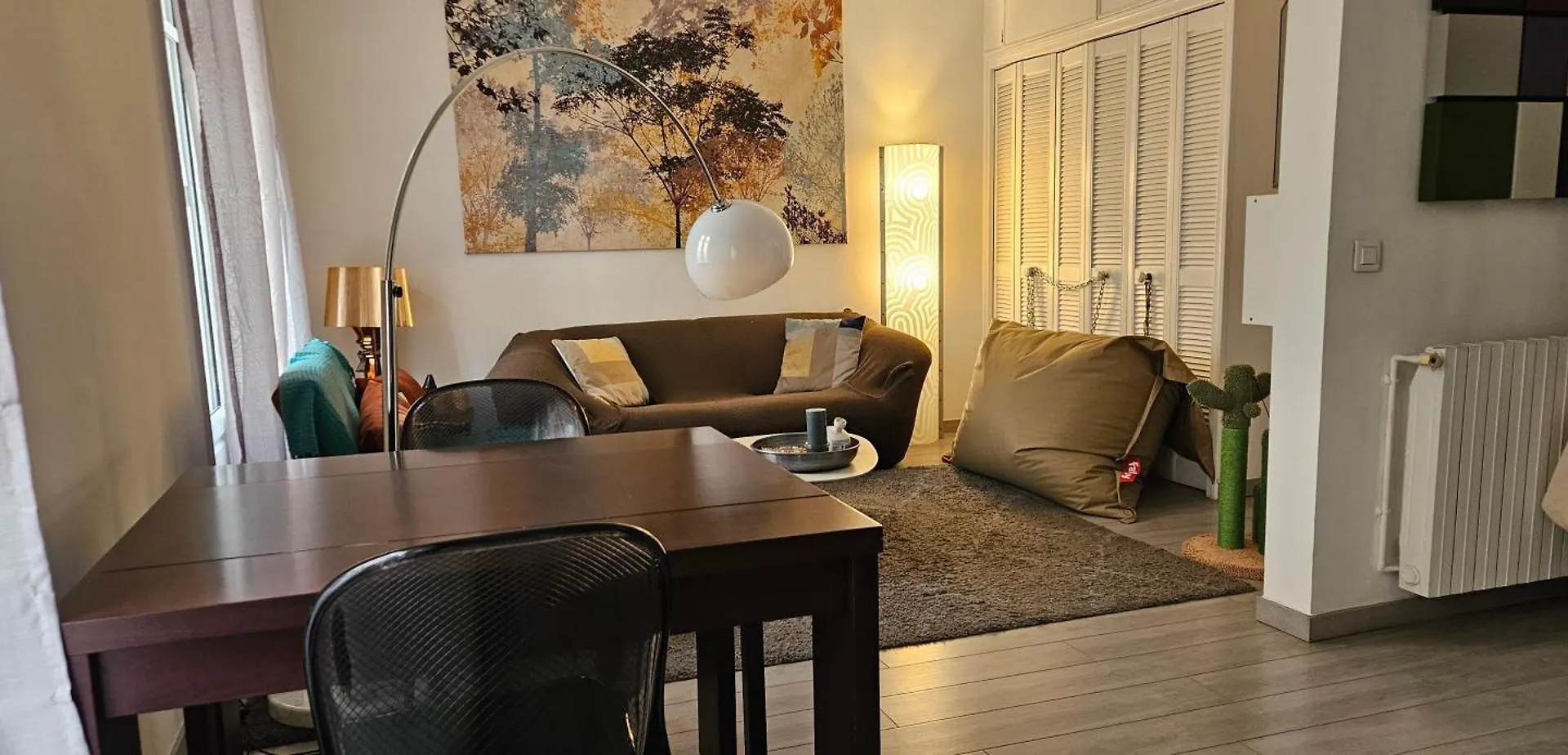 Joli 2 Pieces, Chambre Sur Jardin Arbore パリ 0*,  フランス